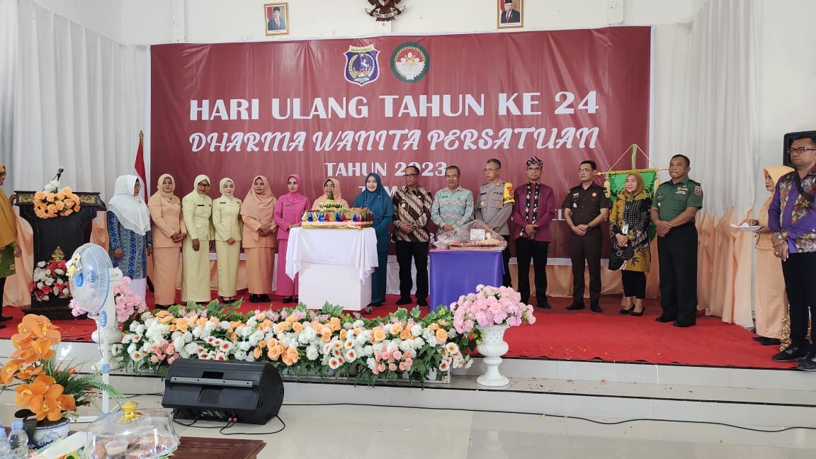 Rangkaian Peringatan HUT Dharma Wanita Persatuan ke-24 Tingkat Kabupaten Muna Barat